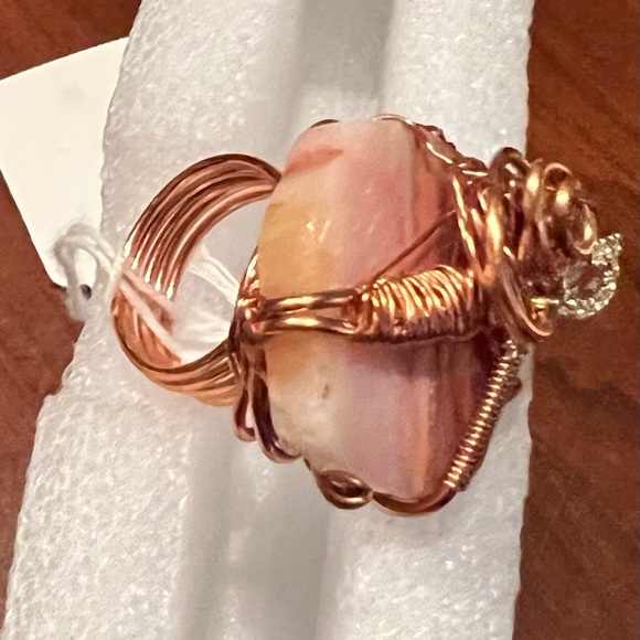 AGATE & CRYSTAL CHARM RING - Picture 8 of 13